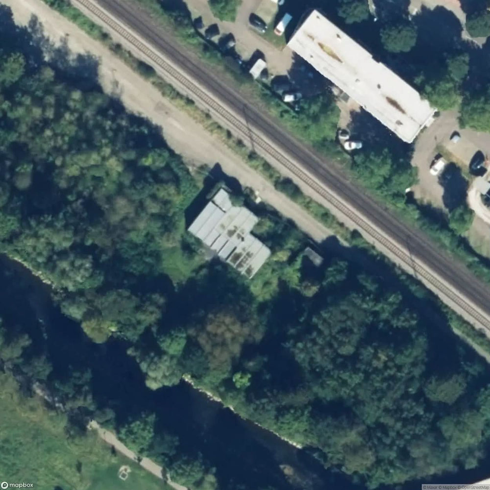 Vacant House With Workshop [GER] #32722