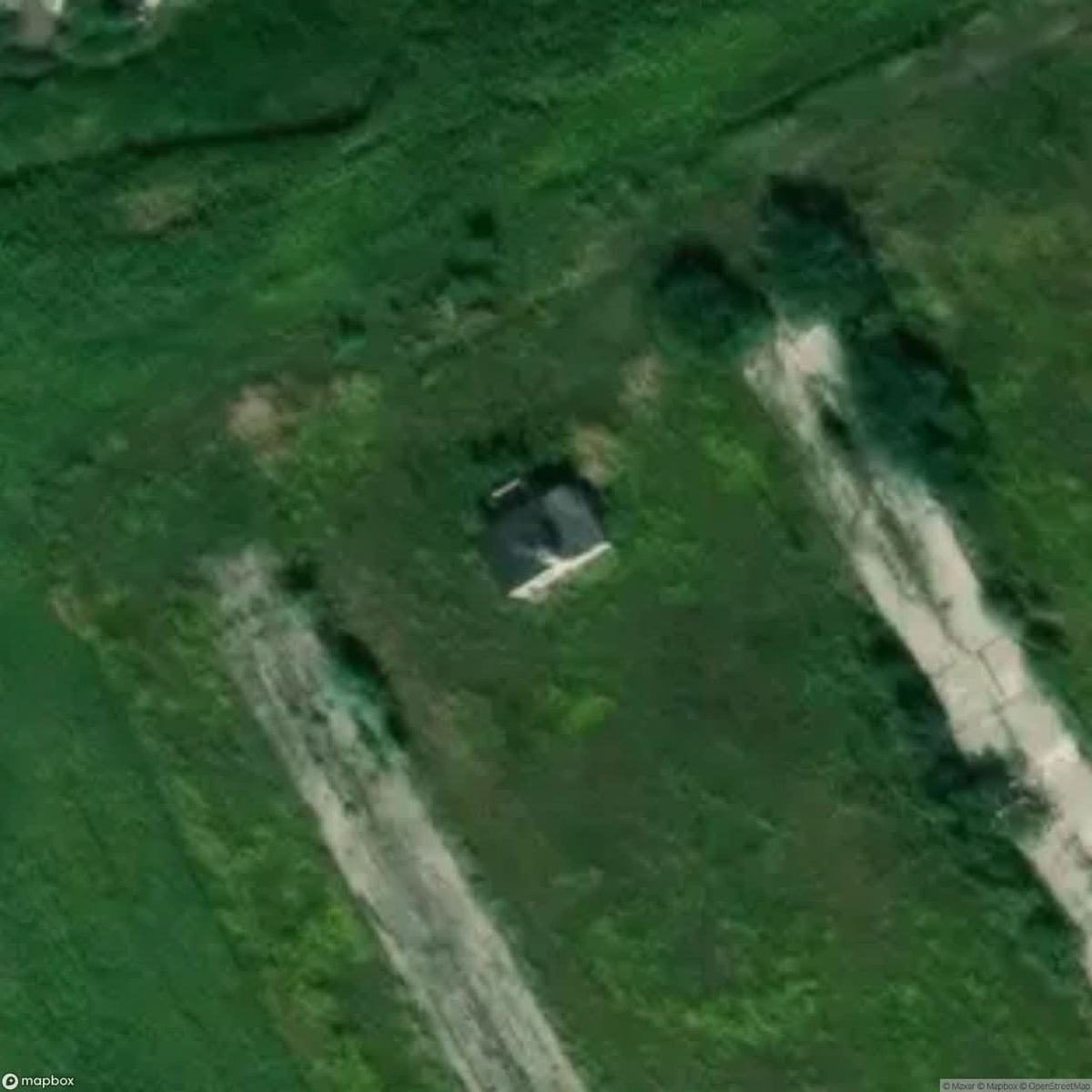 Residential Building Small House On A Large Plot Without An Address [POL] #24074